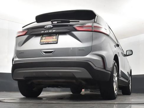 Used 2024 Ford Edge SEL AWD/4WD image 13