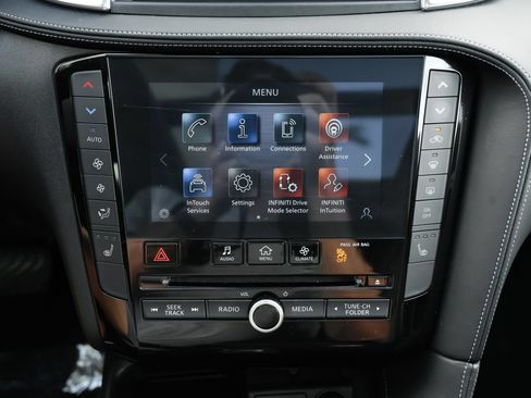 Certified 2023 INFINITI QX50 Luxe AWD/4WD image 14