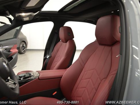 Used 2026 BMW i5 eDrive40 RWD image 14