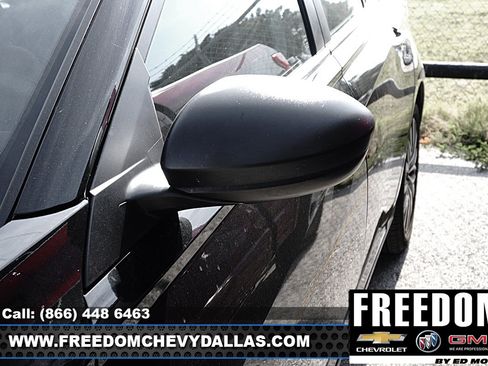 Used 2024 Nissan Altima 2.5 SV FWD image 9