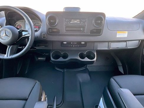 New 2025 Mercedes-Benz Sprinter 3500 image 7