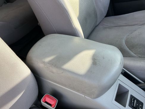 Used 2007 Toyota RAV4 Base image 27