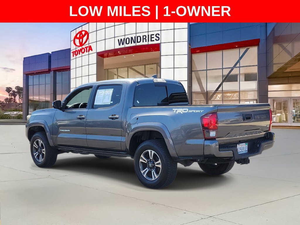 Used 2018 Toyota Tacoma TRD Sport w/ Technology Package RWD image 6