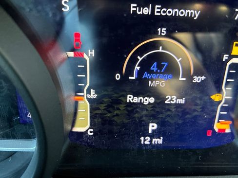 New 2025 Jeep Gladiator Sport image 16