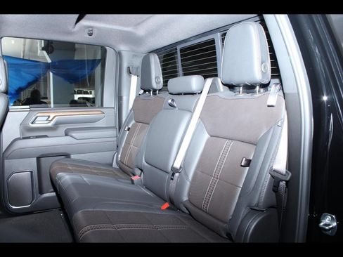 Used 2025 Chevrolet Silverado 2500 High Country w/ High Country Premium Package AWD/4WD image 20