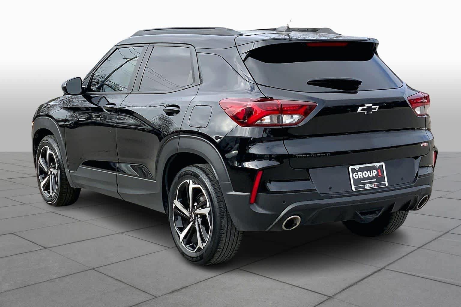 Used 2021 Chevrolet TrailBlazer RS w/ Convenience Package FWD image 12