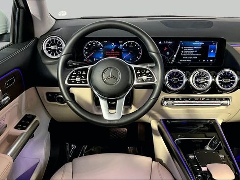 Used 2023 Mercedes-Benz GLA 250 4MATIC image 6