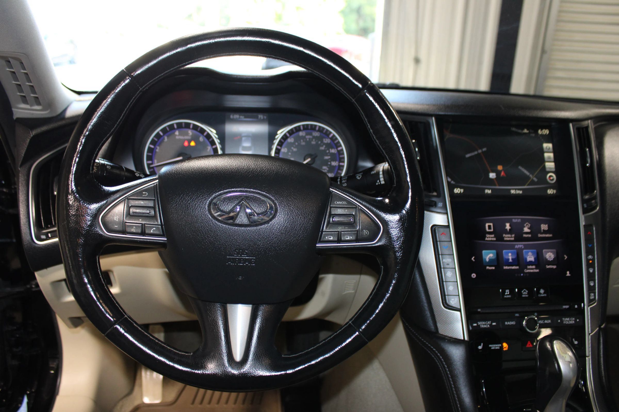 Used 2014 INFINITI Q50 Premium w/ Navigation Package AWD/4WD image 11