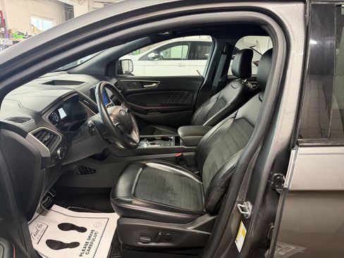 Used 2023 Ford Edge ST-Line w/ Cargo Accessory Package AWD/4WD image 23