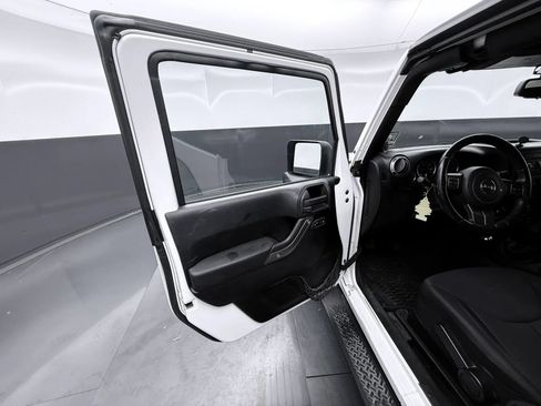 Used 2013 Jeep Wrangler Sport AWD/4WD image 20