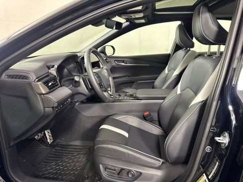 Used 2026 Toyota Camry Hybrid w/ Multimedia Upgrade Package AWD/4WD image 11