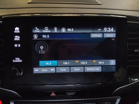 Used 2022 Honda Pilot Black Edition image 25