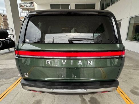 Used 2025 Rivian R1S Adventure image 6
