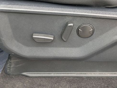 Certified 2022 Ford F150 XLT w/ Equipment Group 302A High image 13