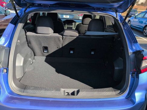 Used 2025 Subaru Crosstrek 2.0i image 33