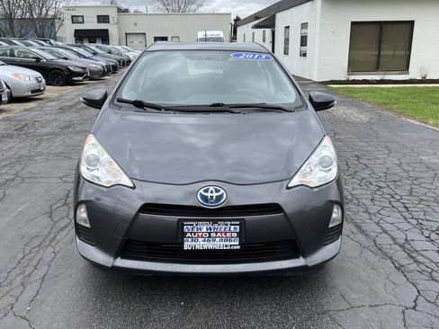 Used 2013 Toyota Prius C Three image 4
