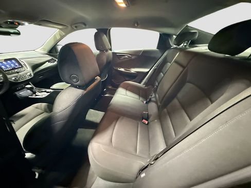 Used 2024 Chevrolet Malibu LT image 23