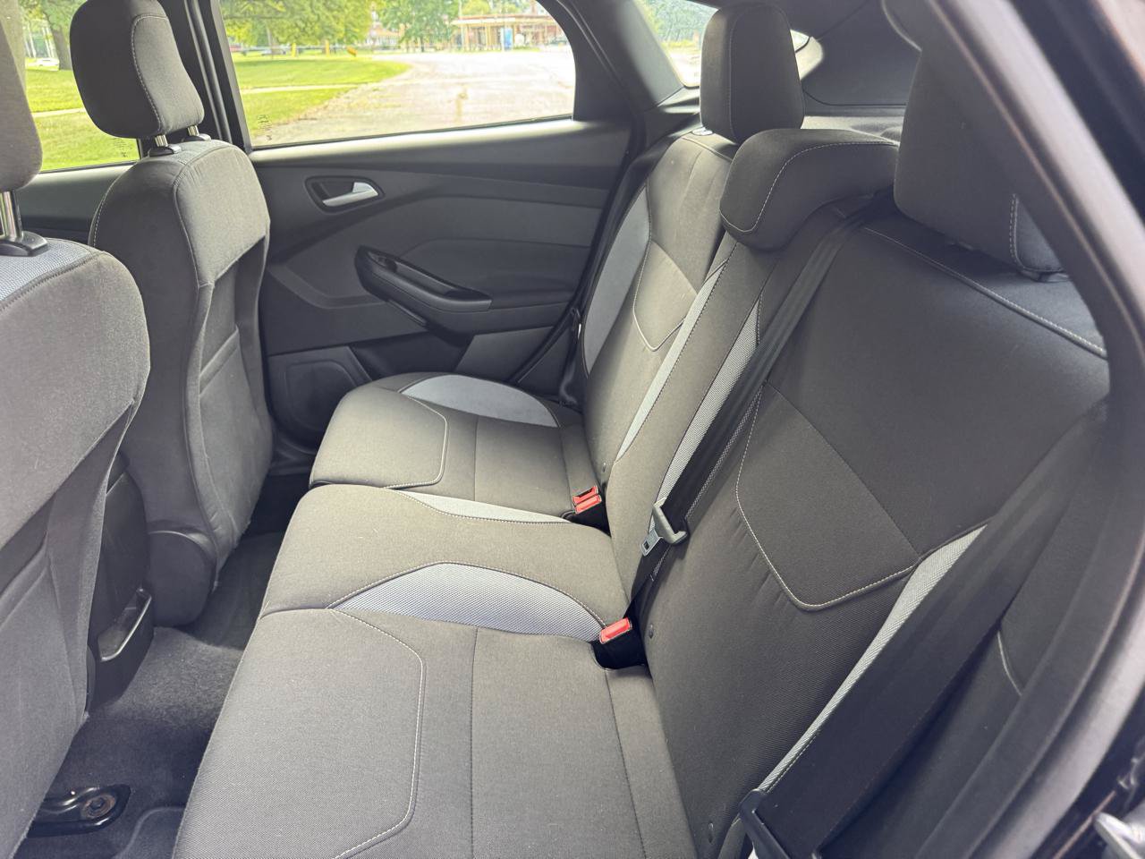 Used 2017 Ford Focus ST FWD image 39