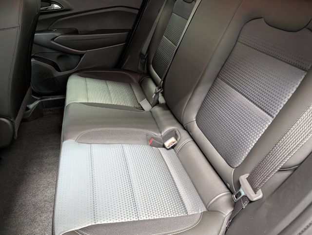 New 2026 Chevrolet Trax LT w/ Sunroof Package FWD image 12