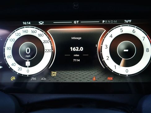 Used 2024 Aston Martin DB12 Coupe image 5