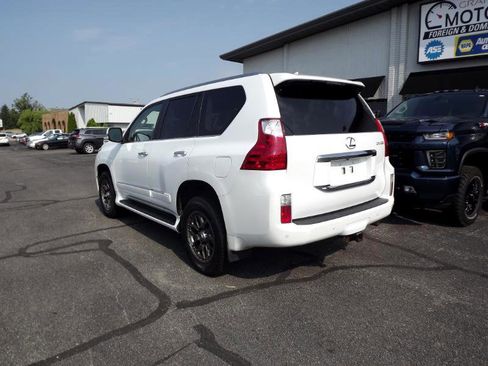 Used 2013 Lexus GX 460 image 3