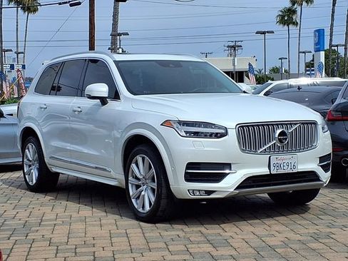Used 2016 Volvo XC90 T6 Inscription w/ Vision Package AWD/4WD image 3