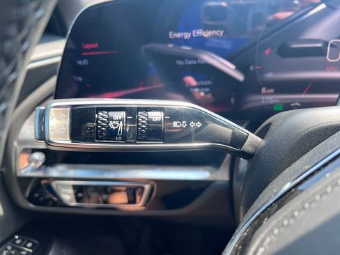 New 2026 Cadillac Lyriq V AWD/4WD image 33