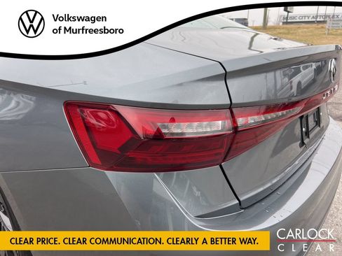 Used 2026 Volkswagen Jetta SE FWD image 12