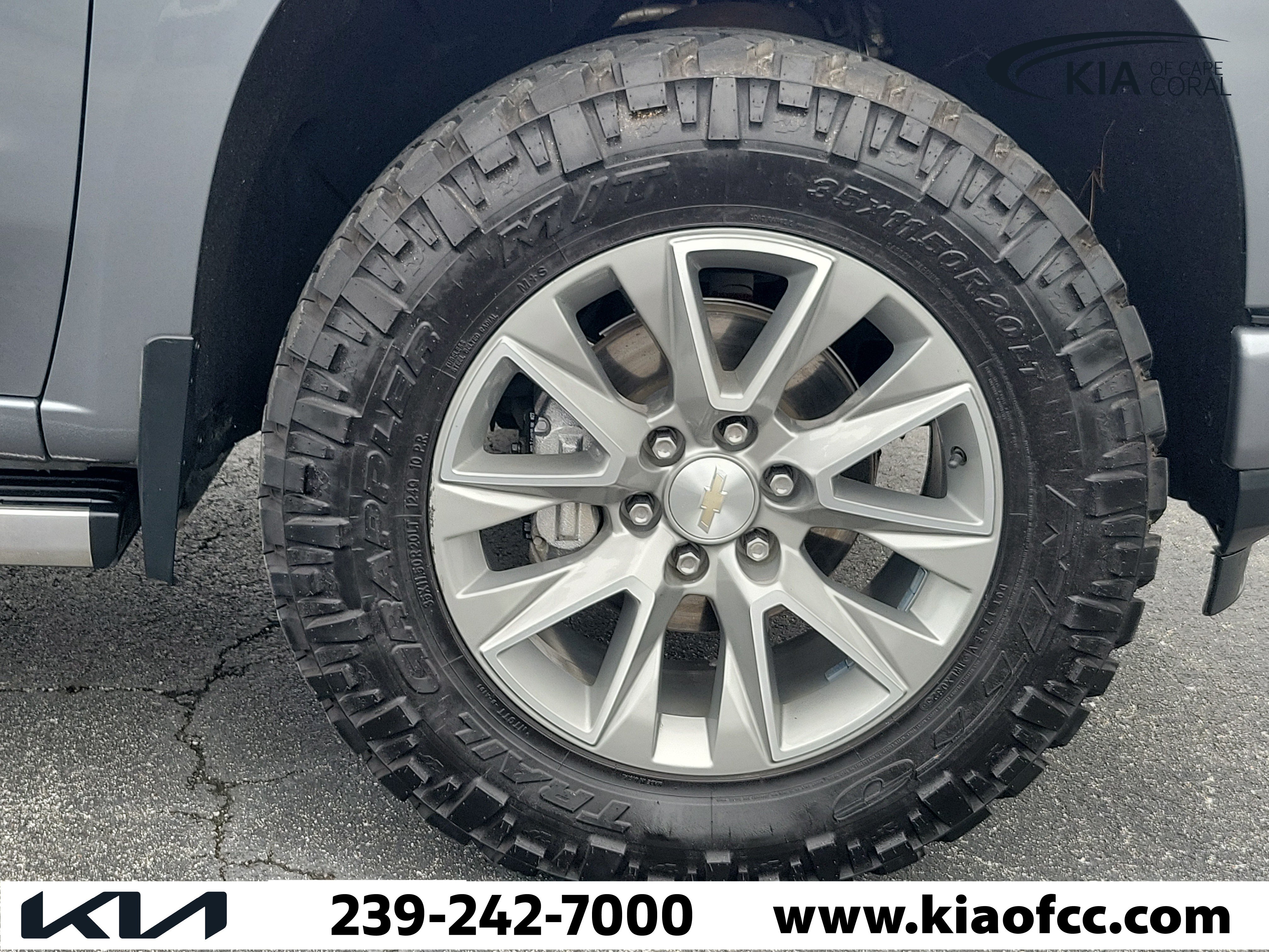 Used 2022 Chevrolet Silverado 1500 High Country w/ Z71 Off-Road Package AWD/4WD image 7