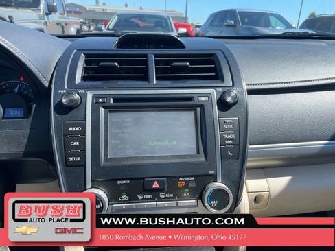 Used 2014 Toyota Camry LE FWD image 18