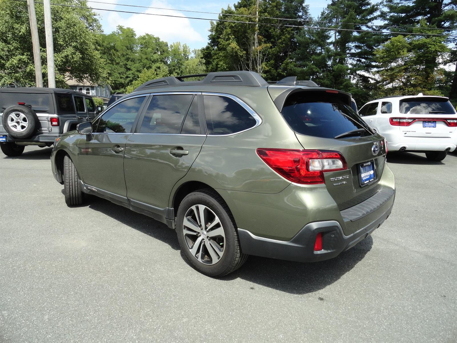 Used 2019 Subaru Outback 2.5i Limited AWD/4WD image 7