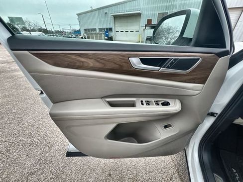 Used 2024 Volkswagen Atlas SE image 21