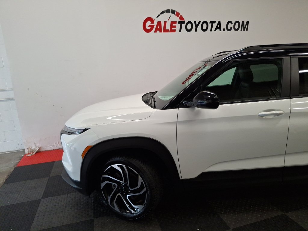 Used 2024 Chevrolet TrailBlazer RS AWD/4WD image 5