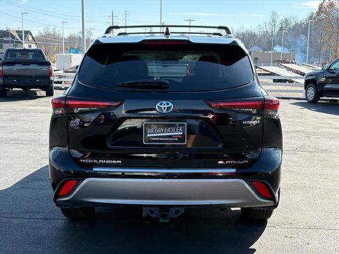 Used 2024 Toyota Highlander Platinum image 27