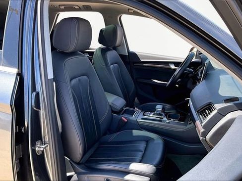 Used 2022 Audi Q5 2.0T Premium Plus w/ Premium Plus Package image 7