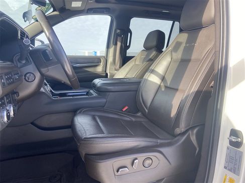 Certified 2022 GMC Yukon Denali w/ Denali Premium Package image 20