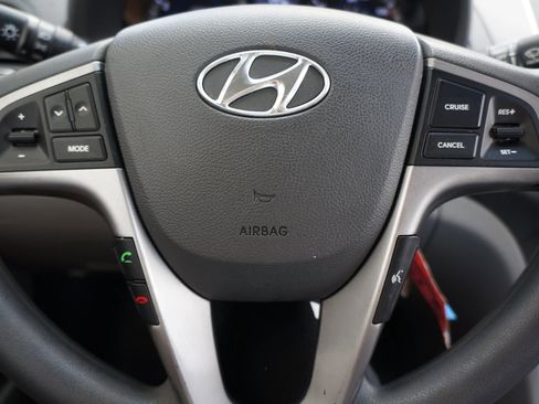 Used 2015 Hyundai Accent GLS w/ Option Group 03 image 27