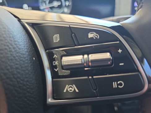 Used 2024 Kia Seltos S FWD image 23