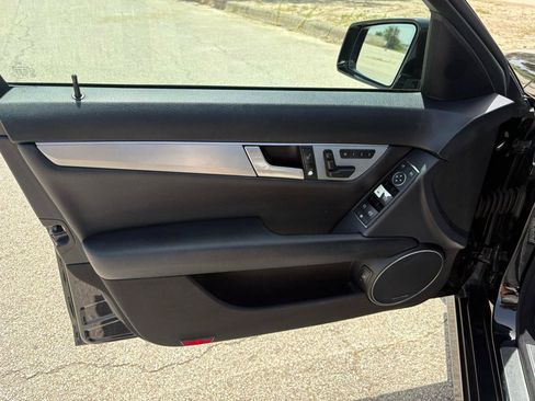 Used 2014 Mercedes-Benz C 250 Sedan image 39