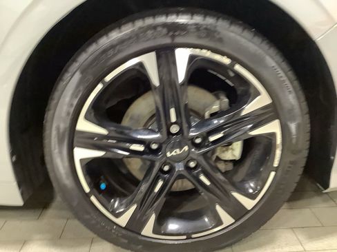 Used 2023 Kia K5 GT-Line w/ GT-Line Premium Package image 28