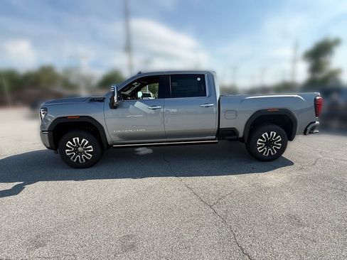 New 2026 GMC Sierra 2500 Denali Ultimate AWD/4WD image 8