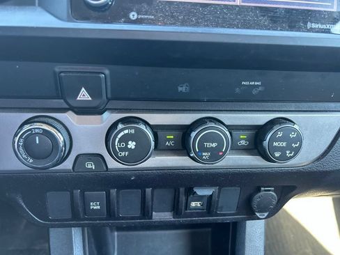 Used 2021 Toyota Tacoma SR AWD/4WD image 24