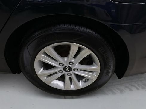 Used 2012 Hyundai Sonata GLS FWD image 17