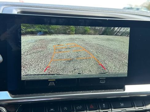 Used 2023 Chevrolet Silverado 1500 LT image 33