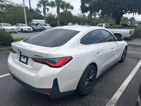 Used 2024 BMW i4 eDrive40 w/ Premium Package RWD image 3