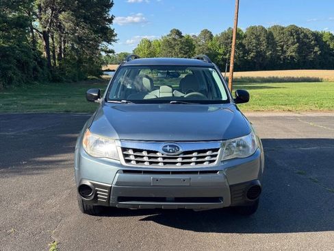 Used 2013 Subaru Forester 2.5X w/ Popular Pkg 1 AWD/4WD image 3