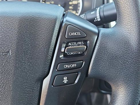 Used 2026 Nissan Frontier SV w/ Tow Package RWD image 18