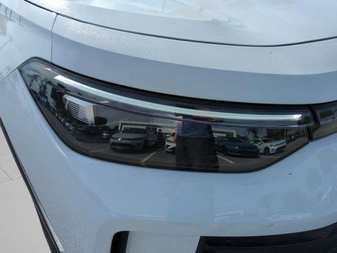 New 2026 Volkswagen Tiguan S image 43