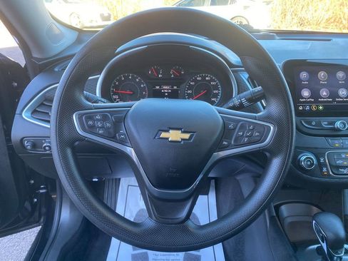 Used 2023 Chevrolet Malibu LS image 14