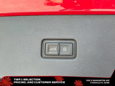Used 2025 Audi SQ8 Premium Plus w/ 23" Wheel Package AWD/4WD image 23